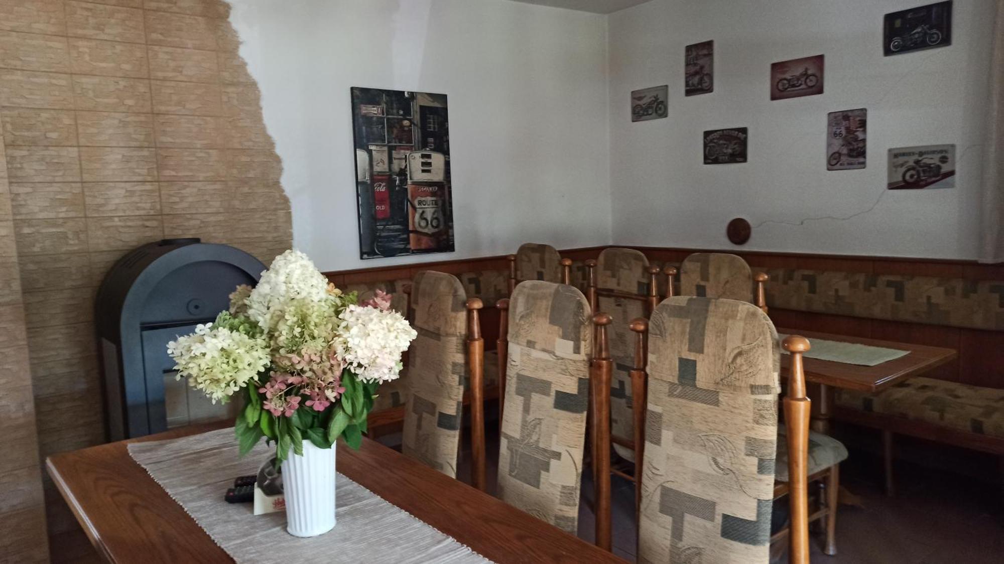 Penzion U Kostela Mlaka Bagian luar foto