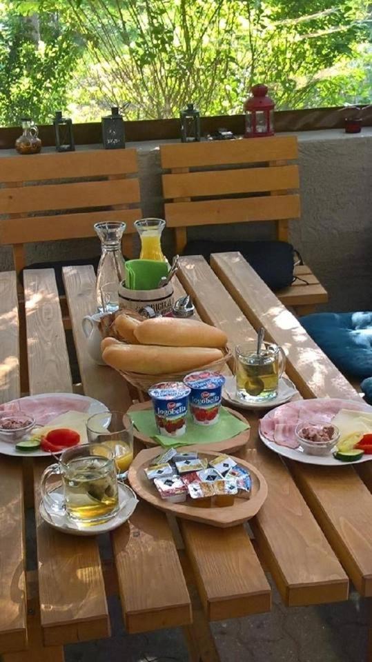 Penzion U Kostela Mlaka Bagian luar foto